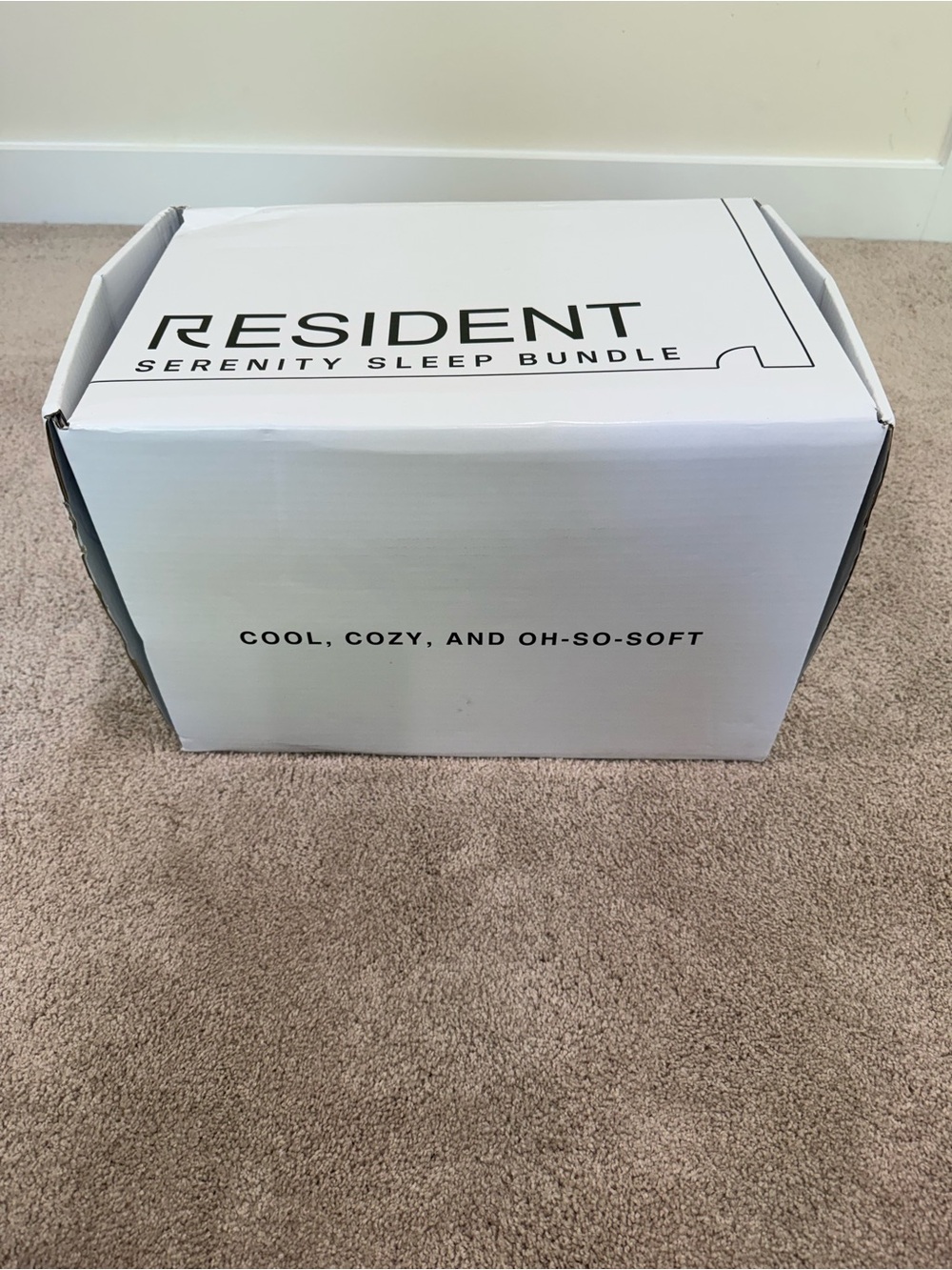 Resident Serenity Sleep Bundle Box - King White